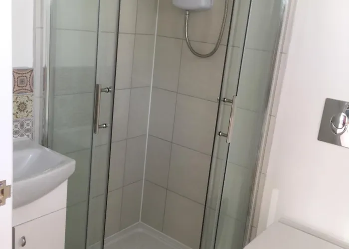 Apartment In Upper Rosses *